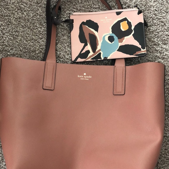 Kate Spade Reversible Tote - Picture 3 of 6